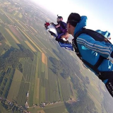 Rodeo Track Parachute Montréal