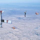 jj_into_plane_02