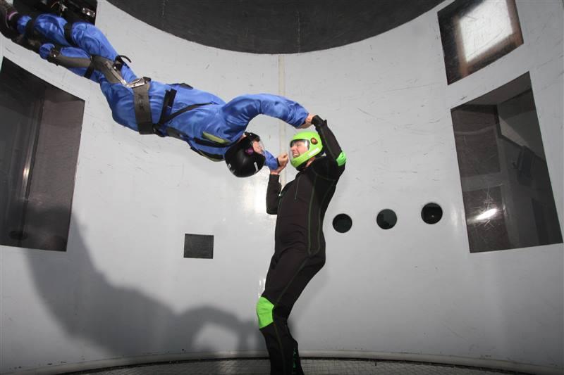 indoor-skydivers.jpg