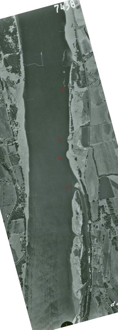 1974 Tena Bar 09-06-1974 bulging marked.JPG