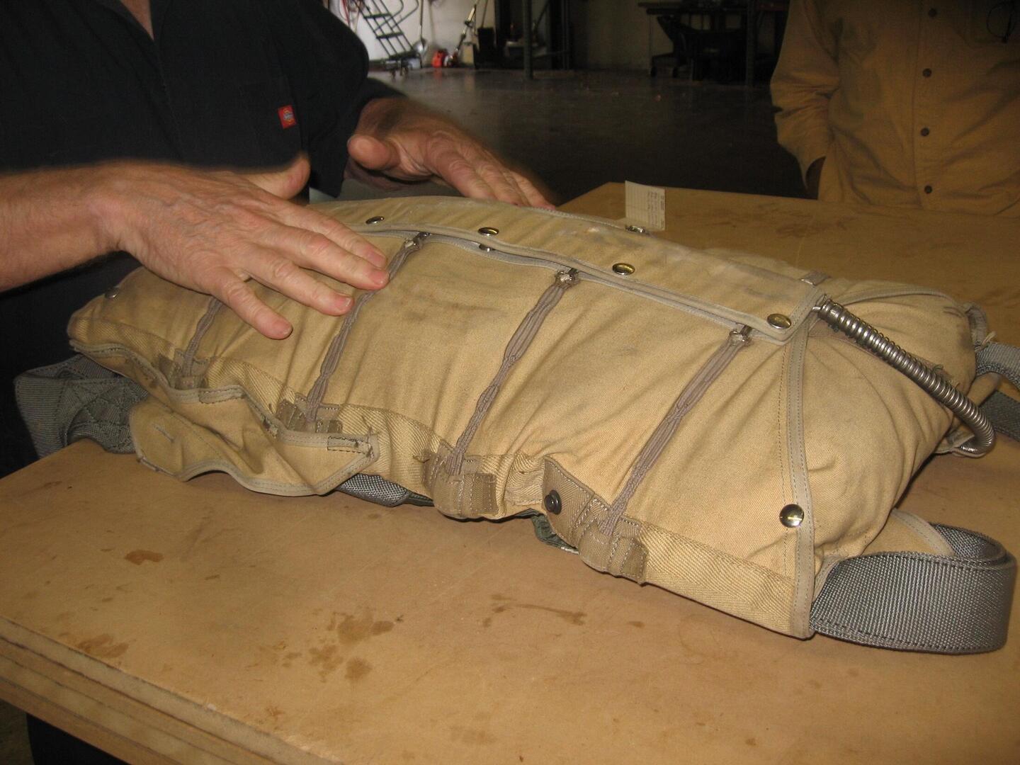 dbc-parachutes-hayden-the-chute-flat1.thumb.jpg.9d113c90b076cbf93ca78489873bba27.jpg
