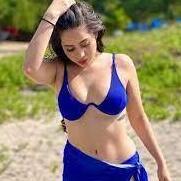 Urvashi001